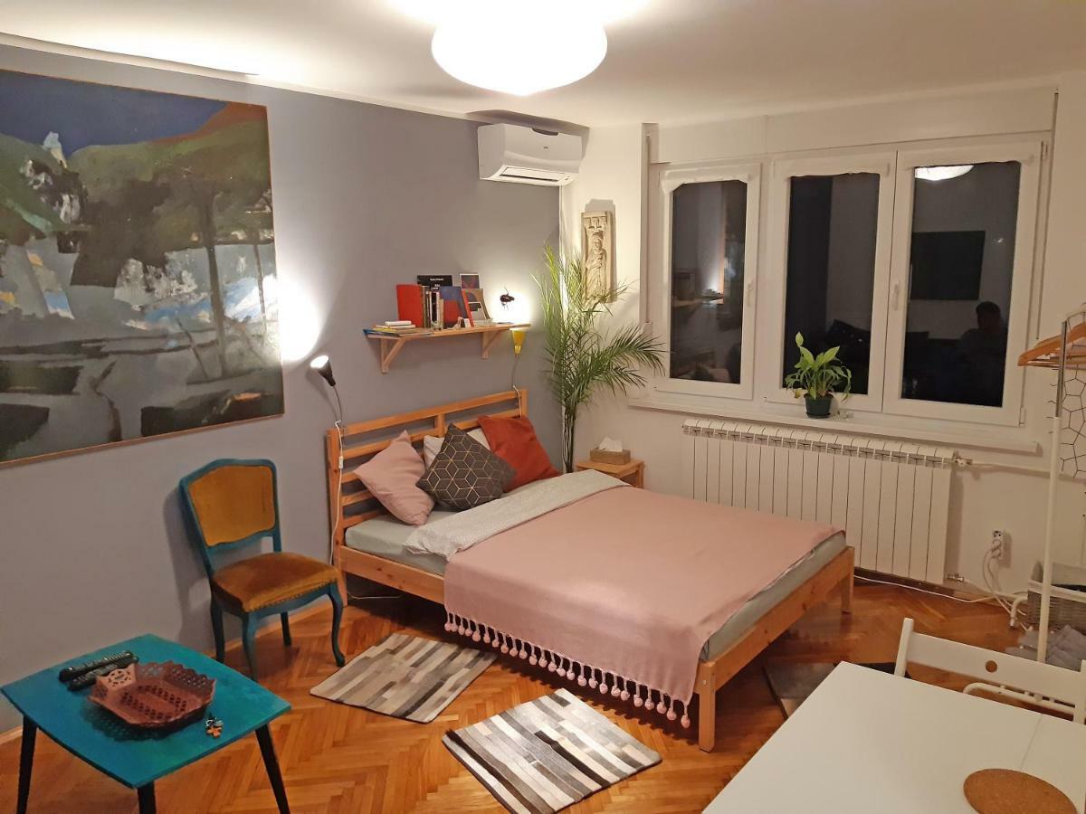 Atelier 22 Belgrado Exterior foto